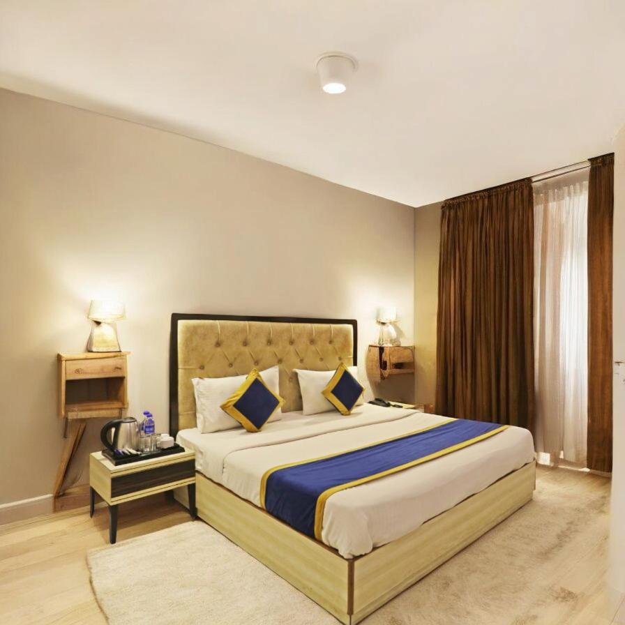 Hotel Almora Sky Near By Delhi International Airport With - Free Airport Pickup And Drop New Delhi Exterior photo
